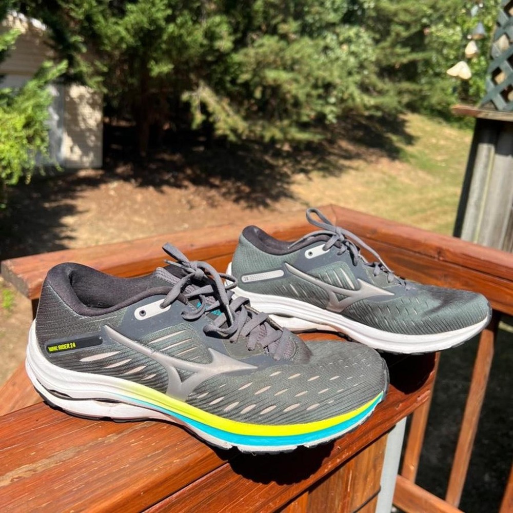 Mizuno Wave Rider 24 Womens 10 Gray Blue Running Shoes